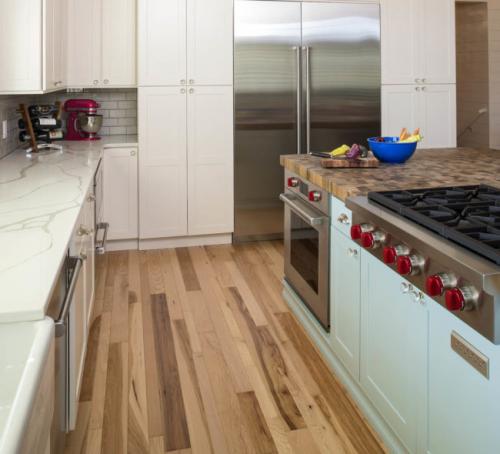 waterfront-walkout-pendleton-kitchen-cabinet_view2